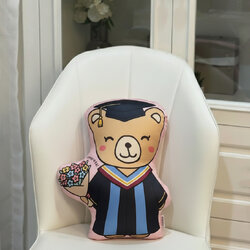 หมอนของขวัญรับปริญญา แบบพร้อมส่ง - ลาย Congrats - Teddy Pink