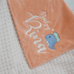 ผ้าห่ม Minky - สีพีช 75x100cm แบบปักชื่อ+การ์ตูน - Whale