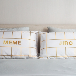 ปลอกหมอนหนุนคู่ พิมพ์ลายเต็มผืน White - Grid