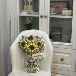 หมอนของขวัญ แบบพร้อมส่ง ลาย Sunflower Bouquet