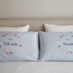 ปลอกหมอนหนุนคู่ พิมพ์ลายเต็มผืน Polka Dot - Grey - Floral Frame