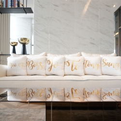 หมอนรับไหว้ ของขวัญสำหรับเพื่อนเจ้าสาว เพื่อนเจ้าบ่าว