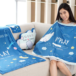 ชุดของขวัญเด็กแรกเกิด ผ้าคลุมให้นม + ผ้าห่มขนาด 75x100cm + หมอนอิง 1 ใบ ลาย Plane - Navy