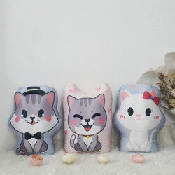 หมอนสั่งทำใส่ชื่อ ลาย Kitten's Family (ราคาต่อใบ)