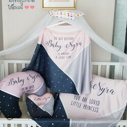 ชุดของขวัญเด็กแรกเกิด BP6 หมอนหลุม + ผ้าคลุมให้นม + หมอนรองให้นม+ ผ้าห่มขนาด 75x100cm ลาย Triangle - Pink/Grey/Navy