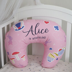 หมอนรองให้นม สั่งทำใส่ชื่อ ลาย Wonderland - Pink