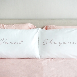 ปลอกหมอนหนุนคู่ สีขาว Name 27 - Taupe