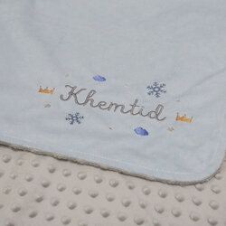 ผ้าห่ม Minky - สีฟ้า+เทา 75x100cm แบบปักชื่อ+icon - Snowflakes, Cloud and Crown