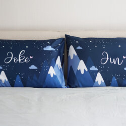 ปลอกหมอนหนุนคู่ พิมพ์ลายเต็มผืน Mountain - Navy