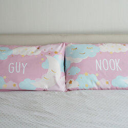 ปลอกหมอนหนุนคู่ พิมพ์ลายเต็มผืน Moon - Pink