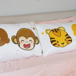 ปลอกหมอนหนุนคู่ สีขาว ลายเสือ+ลิง