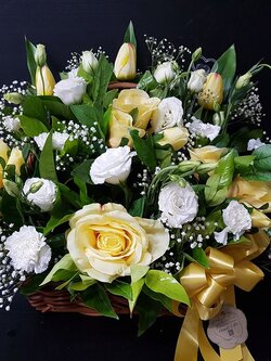 กระเช้าดอกไม้ในโอกาสพิเศษ