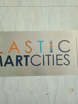 ป้ายกัดกรด