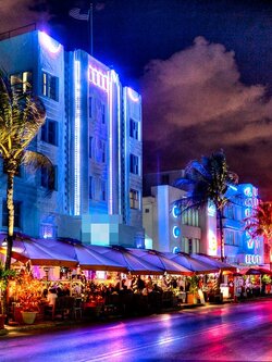 ขายโรงแรม 3 ดาว ขนาด 72 ห้อง ติดหาดป่าตอง จ.ภูเก็ต