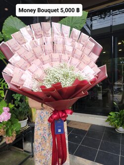 ใส่ธนบัตรได้ไม่เกิน 100 ใบ