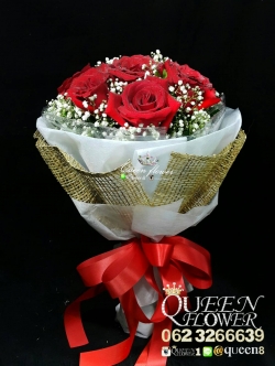 ช่อดอกกุหลาบแดงร้านดอกไม้นครปฐม