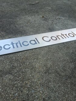 ป้ายกัดกรด