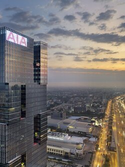 ให้เช่าพื้นที่สำหรับเปิดร้านค้าในอาคารสำนักงาน เอไอเอ อีสต์ เกตเวย์ (AIA East Gateway) ติดถนนบางนา-ตราด ใกล้รถไฟฟ้า MRT สายสีเหลือง สถานีศรีเอี่ยม 350 เมตร