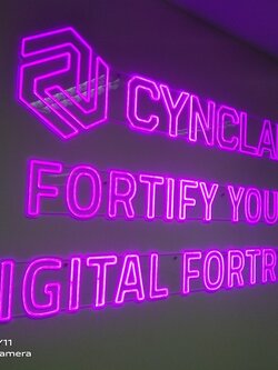 ป้ายไฟดัด LED '' CYNCLAIR ''