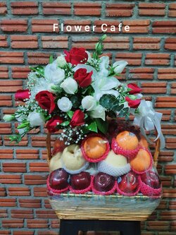 Premium Fruits Basket