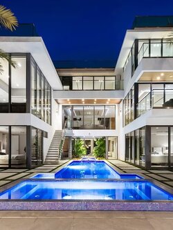 ขายโรงแรมหรู ระดับ 4 ดาว ติดถนนบางนา-ตราด บางเสาธง สมุทรปราการ