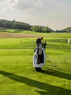 ขายสนามกอล์ฟ ขนาด 18 หลุม เนื้อที่ดิน 2,000 ไร่ สีคิ้ว จ.นครราชสีมา