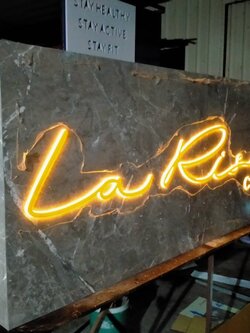 ป้ายคอมโพสิต