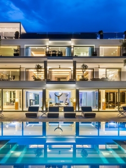 ขายโรงแรม 16 ห้องพัก ใกล้ทะเลปราณบุรี จ.ประจวบคีรีขันธ์ เพียง 400 เมตร