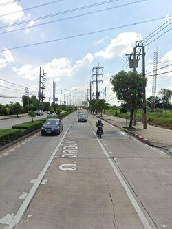 ขายที่ดินติดถนนฉลองกรุง ขนาด 242.73 ไร่ ใกล้นิคมอุตสาหกรรมลาดกระบัง เหมาะสร้างบ้านจัดสรร รองรับดีมานด์จากพนักงานและผู้บริหารในพื้นที่