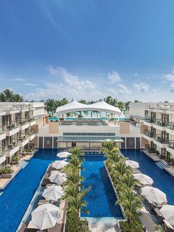 ขายโรงแรมหรู ระดับ 4 ดาว ขนาด 224 ห้อง ใกล้หาดกะรน จ.ภูเก็ต