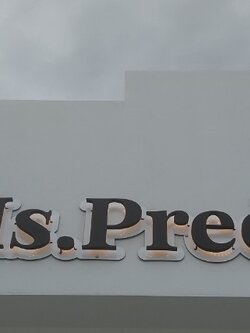 ป้ายไฟออกหลัง Ms.Pree2