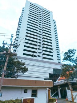 ขายเพนท์เฮ้าส์หรู โอเรียลเต็ล ทาวเวอร์ คอนโดมิเนียม (Oriental Towers Condominium) ซอยเอกมัย 12 (สุขุมวิท 63) ใกล้ดองกิ มอลล์ ทองหล่อ เพียง 300 เมตร