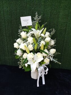 แจกันดอกไม้สด