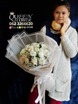 ช่อกุหลาบขาว