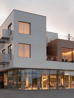 ขายโรงแรม 4 ดาว ขนาด 51 ห้อง อ.น้ำยืน จ.อุบลราชธานี