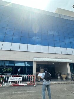 ให้เช่าโรงงานและโกดังคลังสินค้า พร้อมหอพักพนักงาน ติดถนนเพชรเกษม สามพราน จ.นครปฐม เหมาะเช่าเปิดกิจการได้ทันที