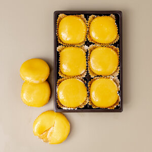 ขนมเปี๊ยะ ลาวาไข่เค็ม เปี๊ยะลาวา เยิ้มๆ บรรจุ 6 ชิ้น ขนาด 250 กรัม รับประกันความอร่อย สินค้าสดใหม่ผลิตใหม่ก่อนส่ง