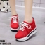 รองเท้าผ้าใบเสริมส้นแต่งลายแฟชั่น (สีฟ้า)