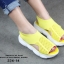 รองเท้าลำลองผ้าทอรัดส้น (สีครีม)