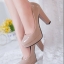 รองเท้าคัทชูส้นสูงทรงหัวมน (สีครีม)