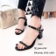 รองเท้าส้นตัน Style Valentino (สีครีม)