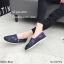 พร้อมส่ง : รองเท้าส้นแบนสไตล์ TOMS (สีครีม)