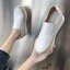 รองเท้าผ้าใบพียูทรง Slip on
