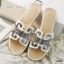 พร้อมส่ง : รองเท้าแตะ Hermes ลายแมงมุม (สีขาว)