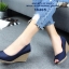รองเท้าคัทชูเสริมส้นเตารีดเปิดหน้า (สีเทา)