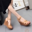 รองเท้าส้นเตารีดสานสามตอน (สีแทน)