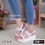 รองเท้า Platform แต่งมุก (สีขาว)