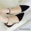 พร้อมส่ง : รองเท้าหัวแหลมกำมะหยี่ (สีดำ)