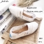 พร้อมส่ง : รองเท้าส้นแบนสไตล์ TOMS (สีครีม)