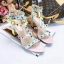 รองเท้า Valentino pumps rainbow color t-strap rockstud (สีชมพู)